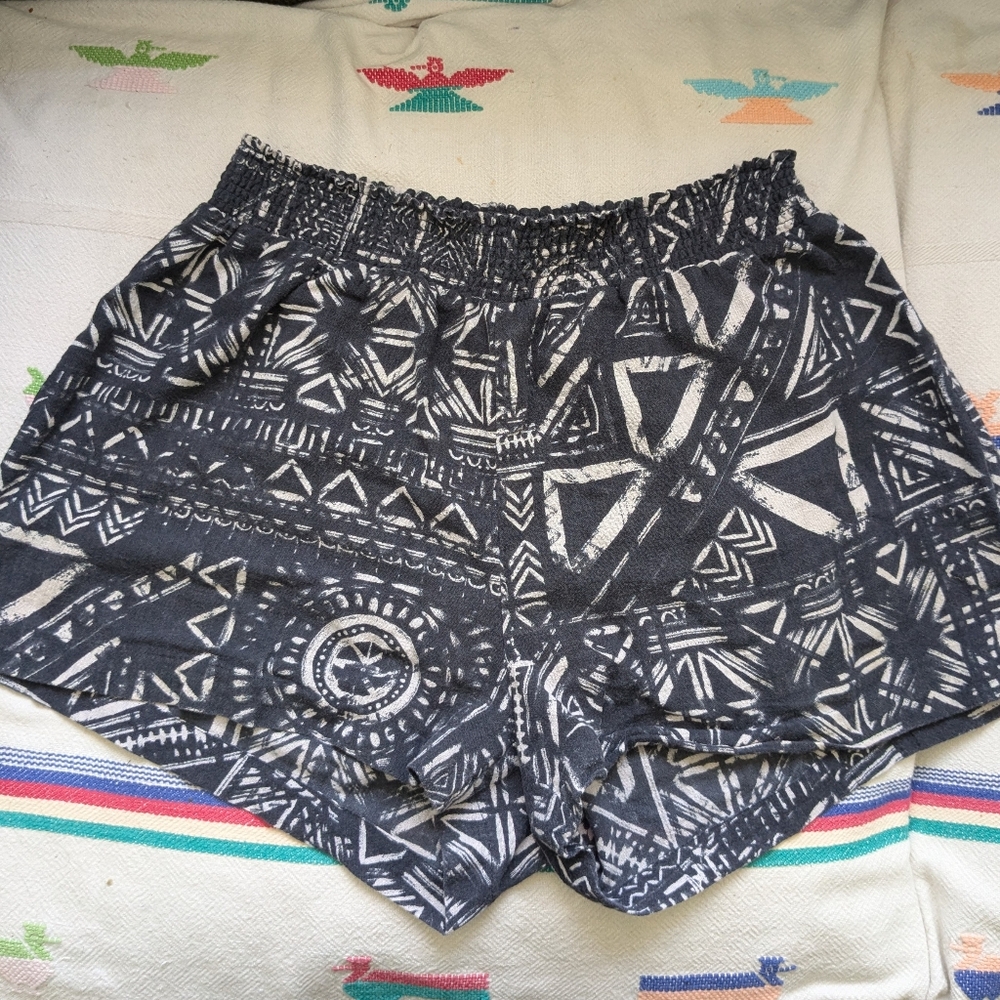 Madewell Black and White Cotton Cover-up Tribal Pattern Shorts size M